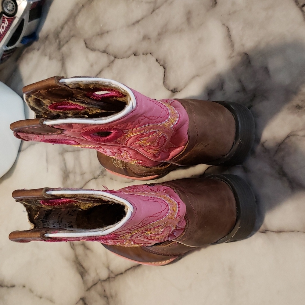 Boots - Picture 3 of 3